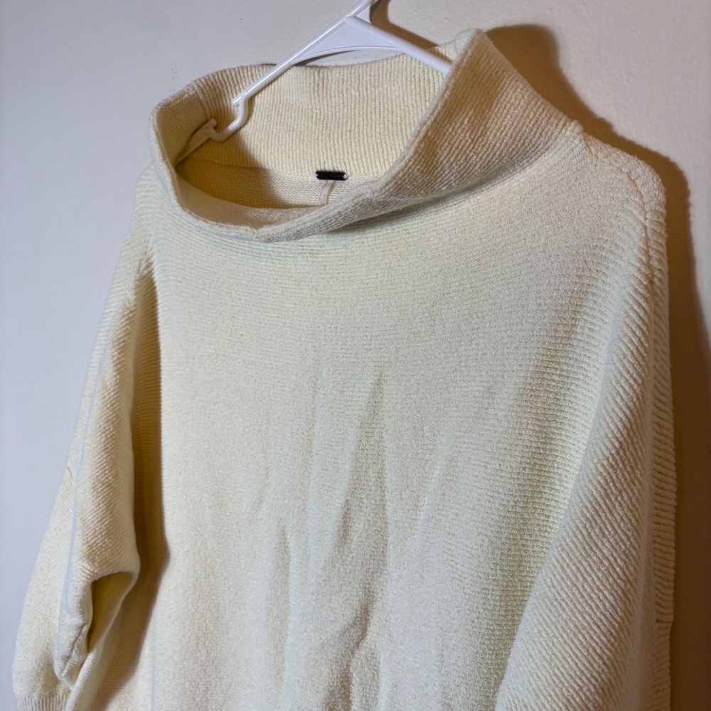 Free People Ottoman Slouchy Tunic Sweater Ivory Cream Size Small - Picture 2 of 7